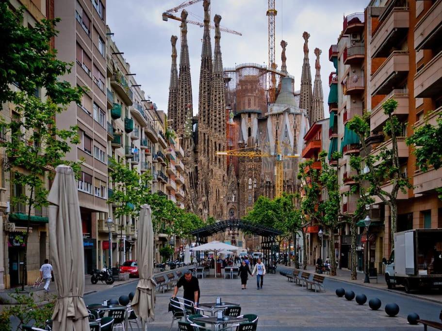 Acogedor En La Sagrada Familia Apartamento *